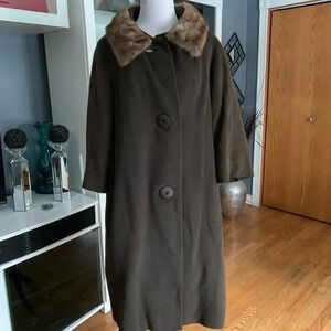 COPY - Grandura /Jeshiva Vintage Mink Fur Collar Overcoat